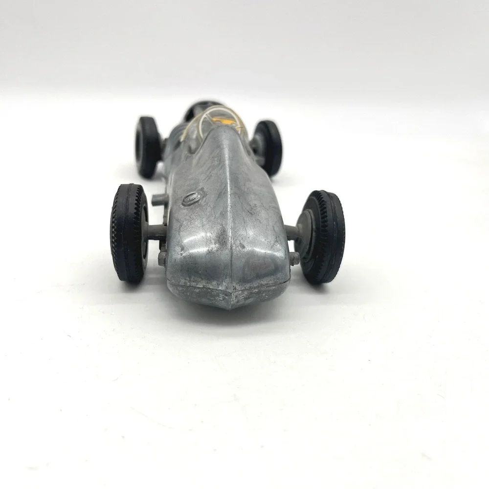 Hubley 1950s 852K-300 Metal Model Kit Unpainted Indianapolis 500 Racer Car